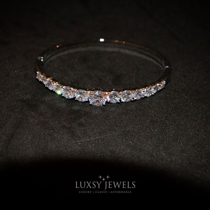 Luxsy Layla Bangle - Luxsy Jewels