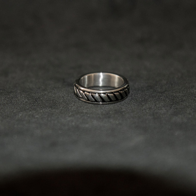 Rope Ring - Silver - Luxsy Jewels