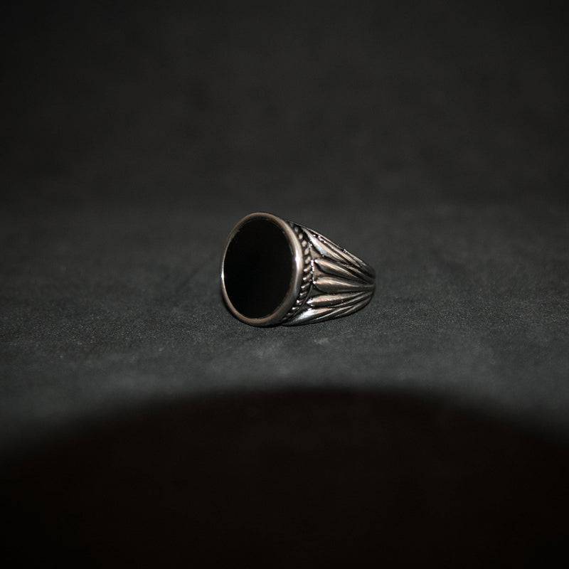Round Onyx Signet Ring - Silver - Luxsy Jewels
